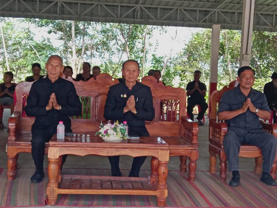 อบต.ศรีโคตร ร่วมงานฌาปนกิจศพ คุณพ่อบุญมี   โคตรสีดา ฌาปนสถานเมรุ วัดบ้านค้อ บ้านอีโคตร หมู่ที่ ๑ ตำบลศรีโคตร อำเภอจตุรพักตรพิมาน จังหวัดร้อยเอ็ด